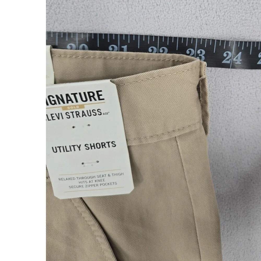 Signature Levi Strauss Gold Utility Shorts 46 Khaki‎ Relaxed Fit NWT